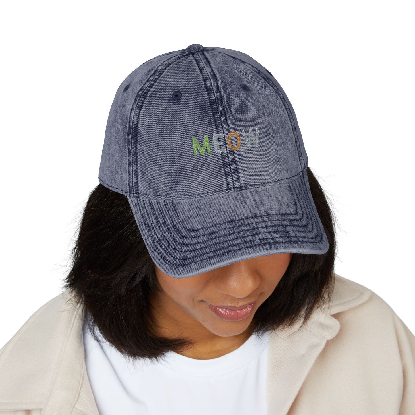 Vintage Cap 🧢 Meow